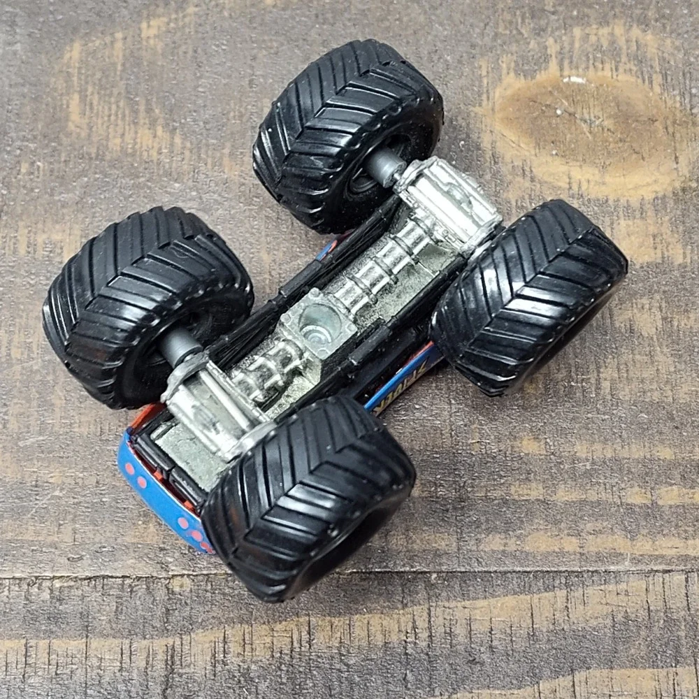 Hot Wheels Monster Jam 4X4 Truck SPIDERMAN Spider-man Marvel